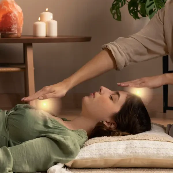 side-view-therapist-helping-woman-with-healing